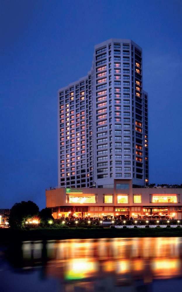 Centara Riverside Hotel Chiang Mai Exterior photo